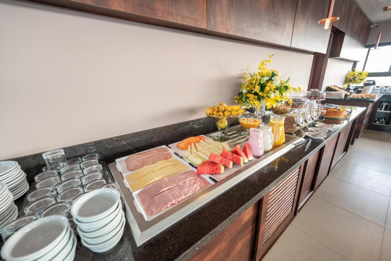Via Garden Varginha Hotel ภายนอก รูปภาพ